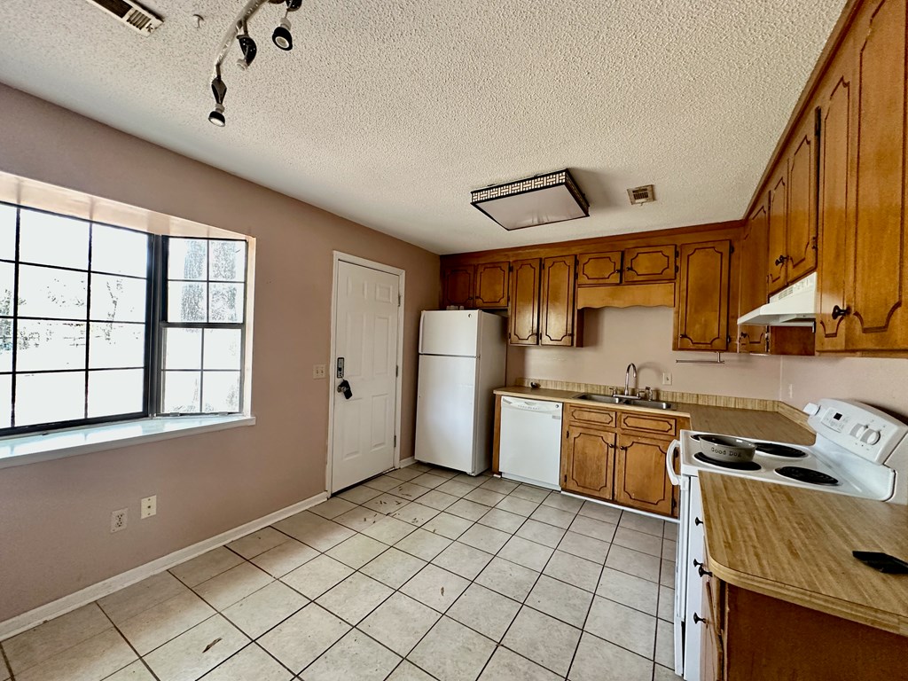 503 Whittle Hudson, Ozark, Alabama image 4