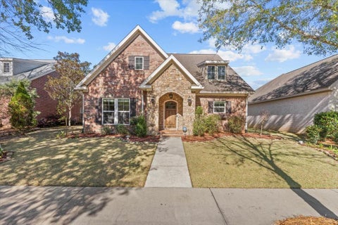 Homes For Sale - 206 Kelso Ln<br/> Dothan, AL 36305