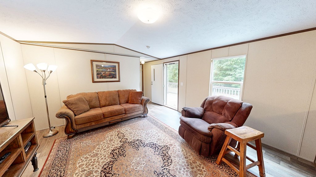 Daleville, Alabama 36322, United States, 2 Bedrooms Bedrooms, ,1 BathroomBathrooms,Residential,Pending,250594