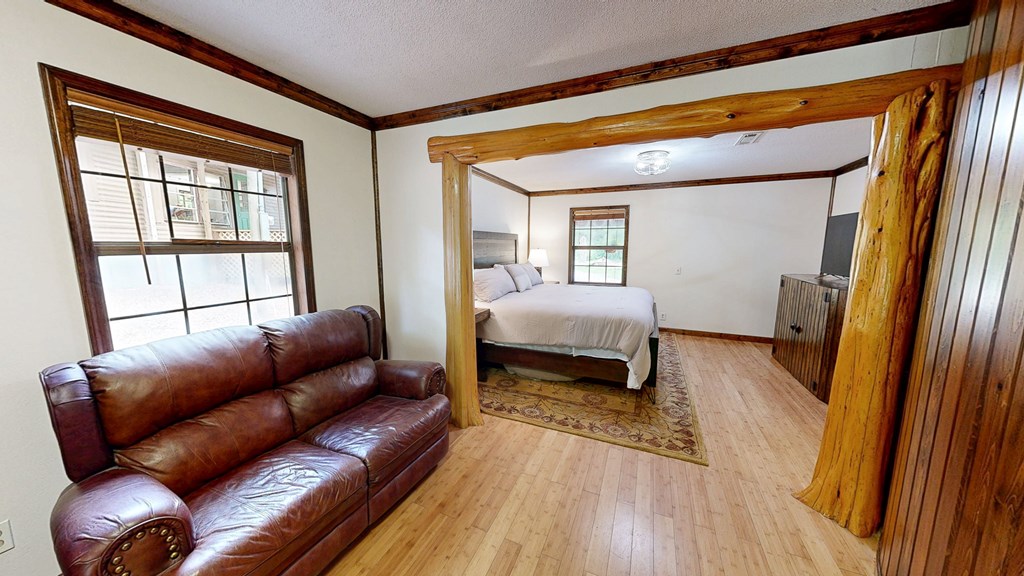 Daleville, Alabama 36322, United States, 2 Bedrooms Bedrooms, ,1 BathroomBathrooms,Residential,Pending,250594