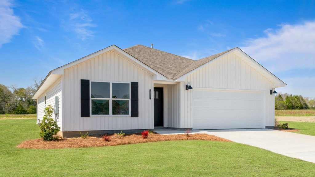 115 Sagebrush Drive, Headland, Alabama image 2