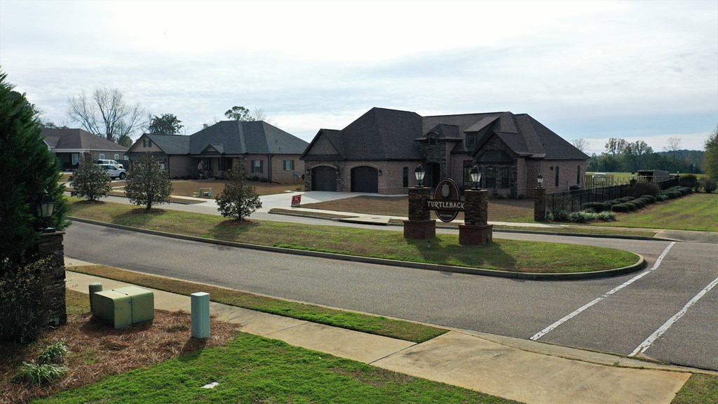 410 Turtleback Trail, Enterprise, Alabama image 4