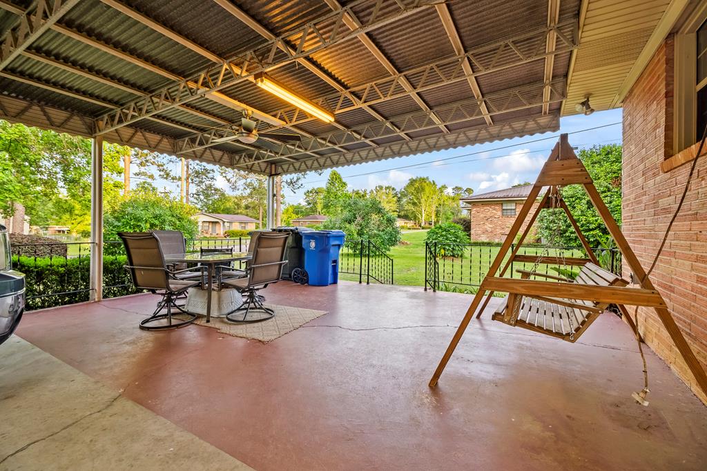 902 Moss Street, Dothan, Alabama image 15