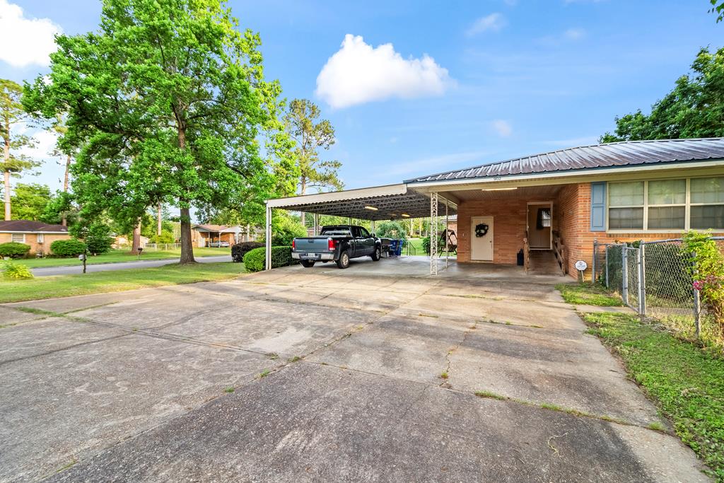 902 Moss Street, Dothan, Alabama image 21