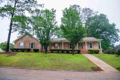 Homes For Sale - 101 Windover Way<br/> Enterprise, AL 36330