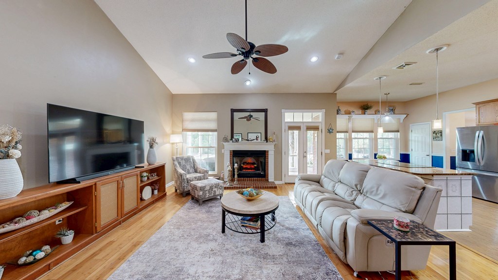 Dothan, Alabama 36301, United States, 3 Bedrooms Bedrooms, ,3 BathroomsBathrooms,Residential,Active,222820