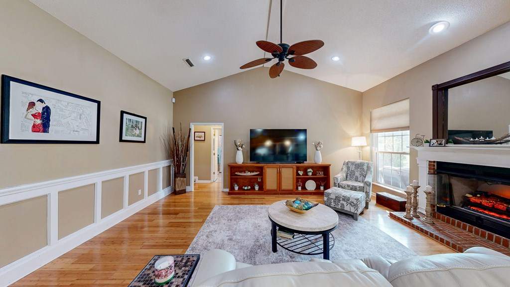 Dothan, Alabama 36301, United States, 3 Bedrooms Bedrooms, ,3 BathroomsBathrooms,Residential,Active,222820