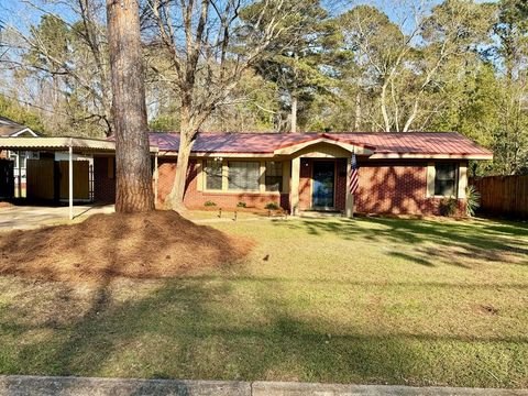 Homes For Sale - 107 Roberts St<br/> Houston County, Dothan, AL 36301