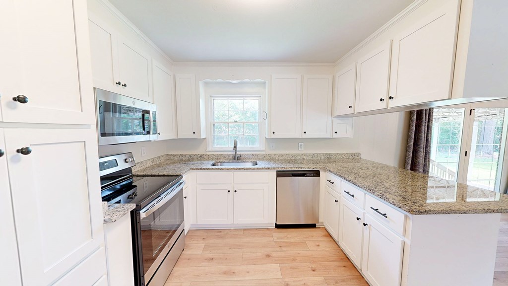 1007 Deborah Street, Dothan, Alabama image 7
