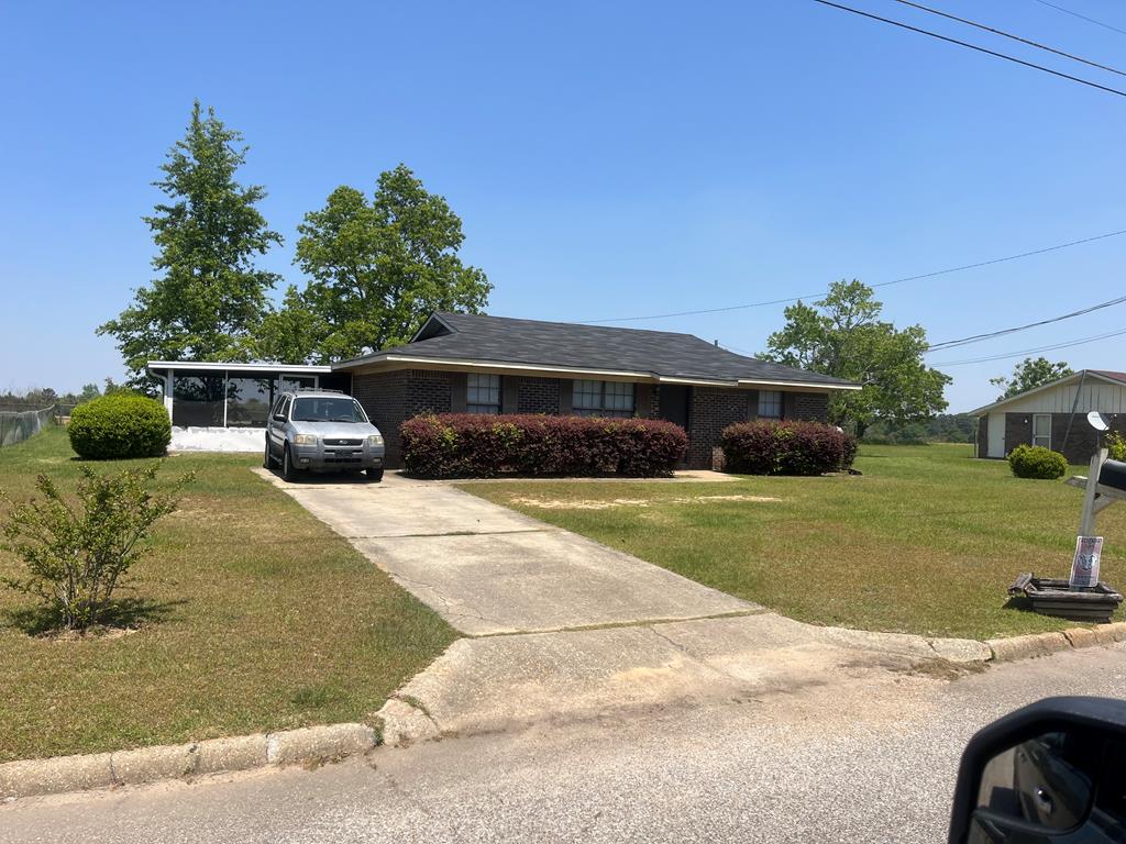 404 Terrace Dr, Headland, Alabama image 1