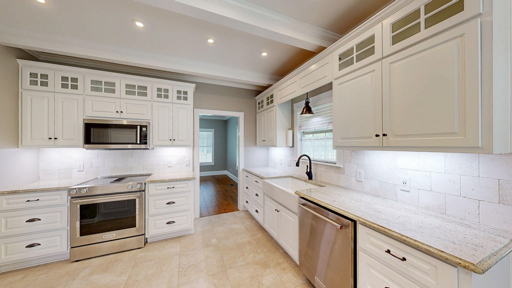 Eufaula, Alabama 36027, United States, 3 Bedrooms Bedrooms, ,3 BathroomsBathrooms,Residential,Active,164296