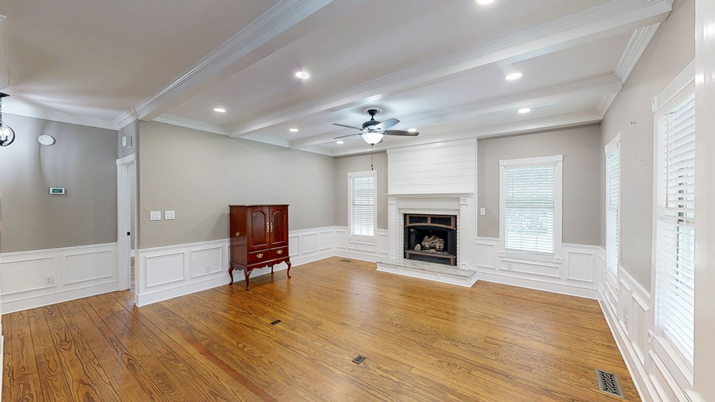 Eufaula, Alabama 36027, United States, 3 Bedrooms Bedrooms, ,3 BathroomsBathrooms,Residential,Active,164296