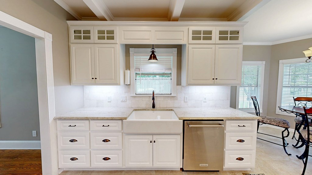 Eufaula, Alabama 36027, United States, 3 Bedrooms Bedrooms, ,3 BathroomsBathrooms,Residential,Active,164296