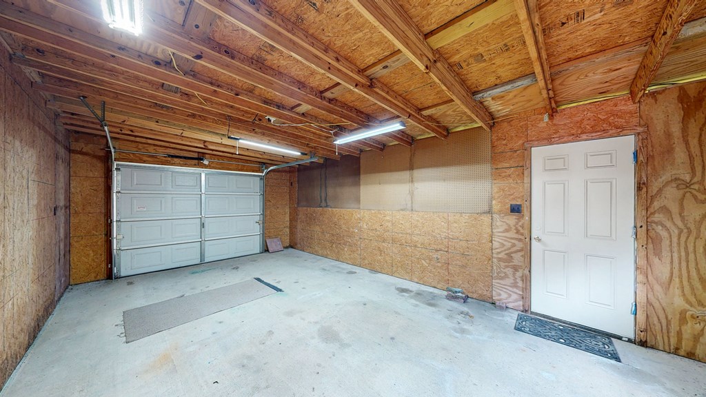 Eufaula, Alabama 36027, United States, 3 Bedrooms Bedrooms, ,3 BathroomsBathrooms,Residential,Active,164296