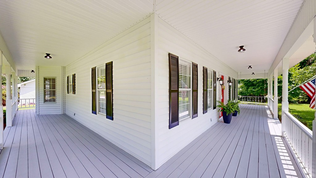 Eufaula, Alabama 36027, United States, 3 Bedrooms Bedrooms, ,3 BathroomsBathrooms,Residential,Active,164296