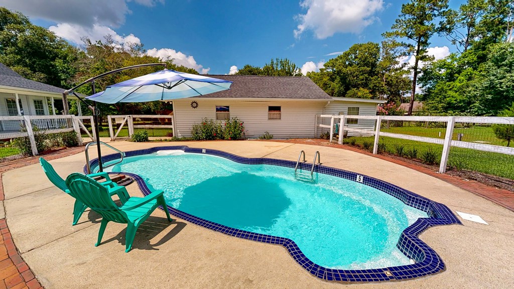 Eufaula, Alabama 36027, United States, 3 Bedrooms Bedrooms, ,3 BathroomsBathrooms,Residential,Active,164296