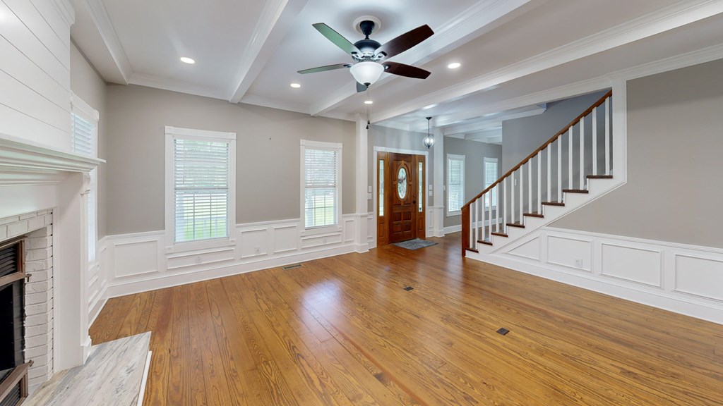 Eufaula, Alabama 36027, United States, 3 Bedrooms Bedrooms, ,3 BathroomsBathrooms,Residential,Active,164296