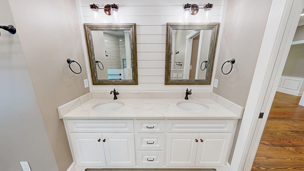 Eufaula, Alabama 36027, United States, 3 Bedrooms Bedrooms, ,3 BathroomsBathrooms,Residential,Active,164296