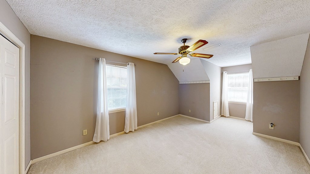 Eufaula, Alabama 36027, United States, 3 Bedrooms Bedrooms, ,3 BathroomsBathrooms,Residential,Active,164296