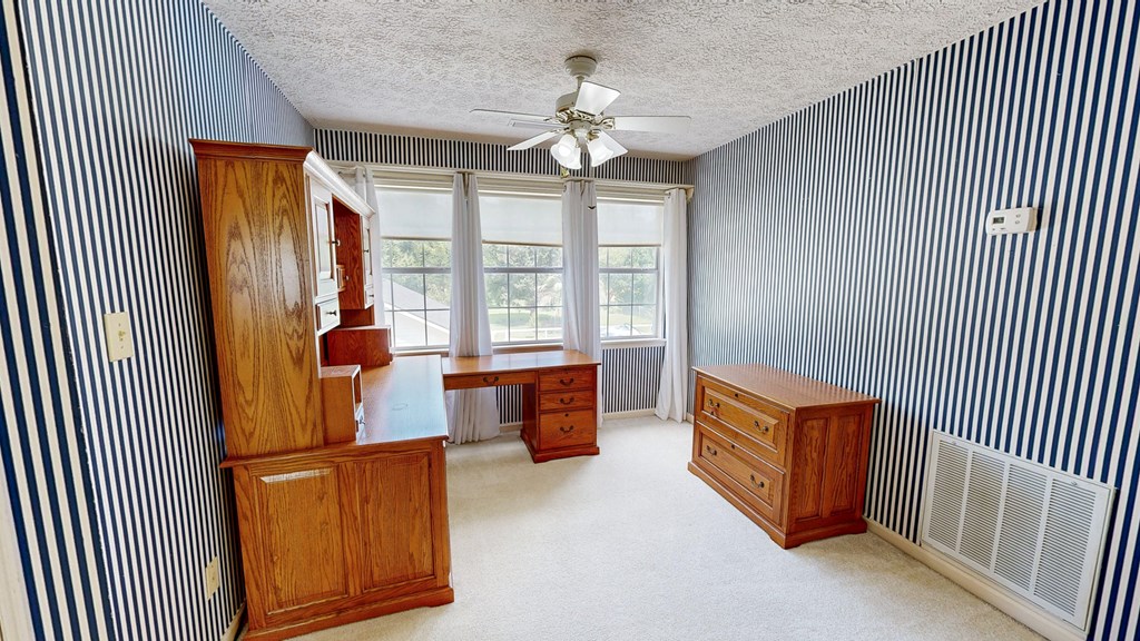 Eufaula, Alabama 36027, United States, 3 Bedrooms Bedrooms, ,3 BathroomsBathrooms,Residential,Active,164296