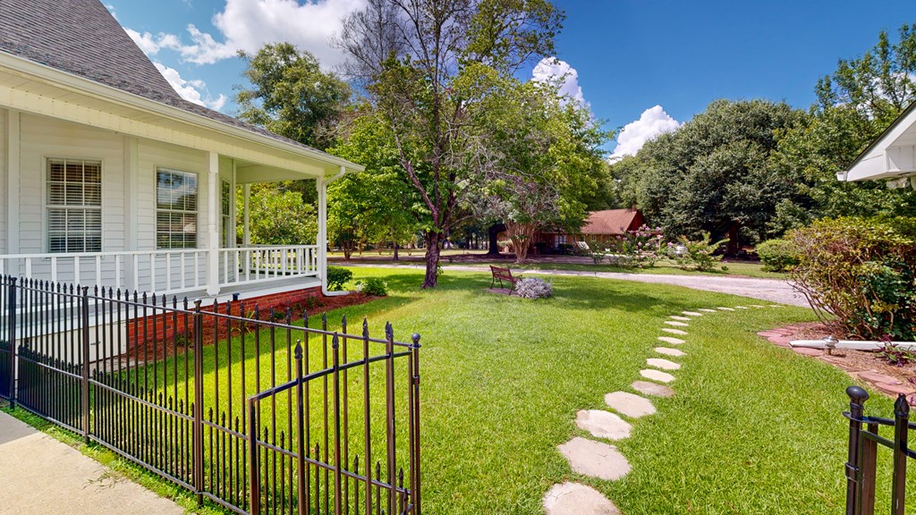 Eufaula, Alabama 36027, United States, 3 Bedrooms Bedrooms, ,3 BathroomsBathrooms,Residential,Active,164296