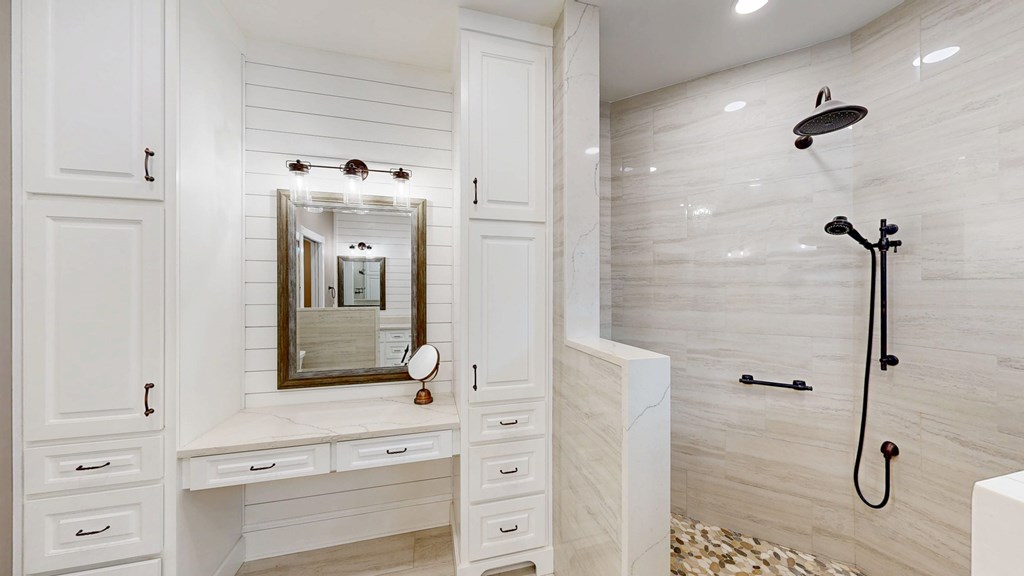 Eufaula, Alabama 36027, United States, 3 Bedrooms Bedrooms, ,3 BathroomsBathrooms,Residential,Active,164296