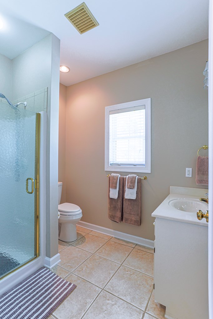 323 Stonegate Dr, Dothan, Alabama image 42