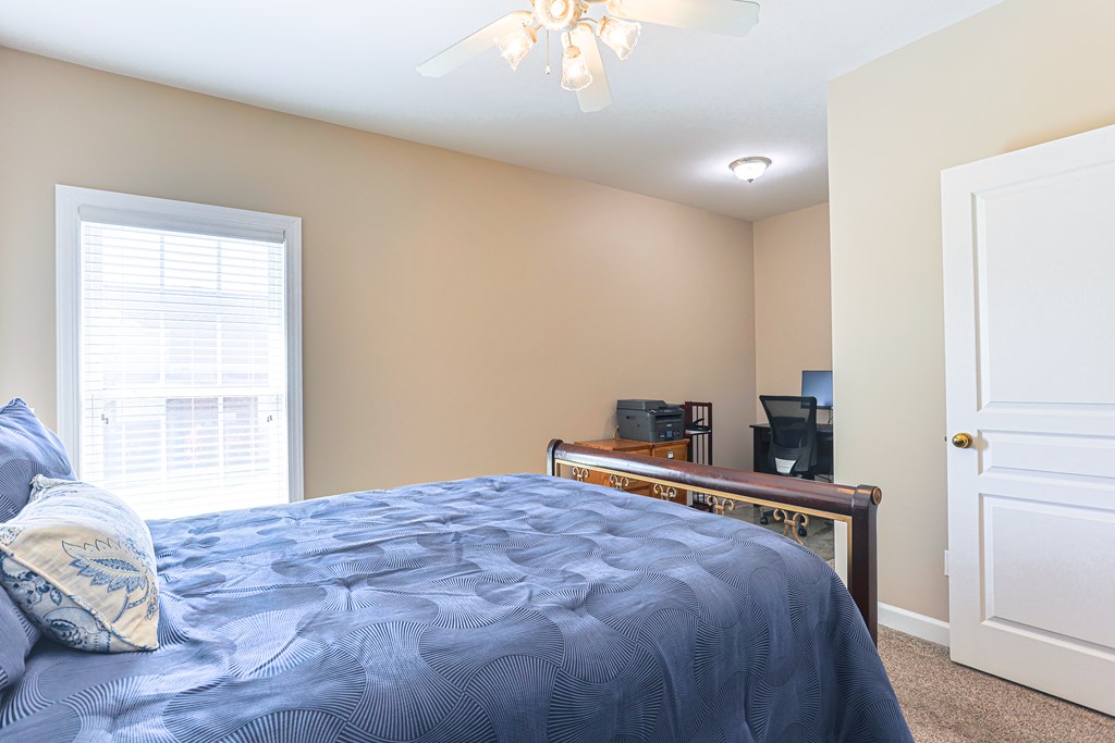 323 Stonegate Dr, Dothan, Alabama image 38