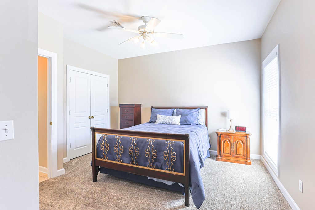323 Stonegate Dr, Dothan, Alabama image 39