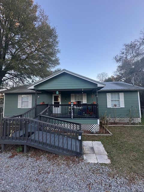 Homes For Sale - 882 N Hwy 123<br/> Geneva County, Hartford, AL 36344