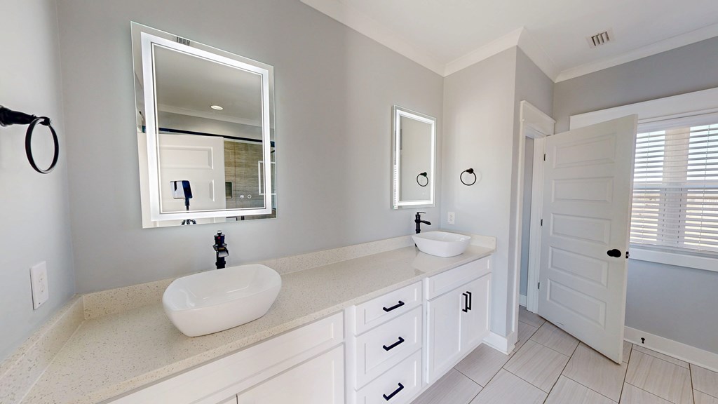 Newton, Alabama 36352, United States, 4 Bedrooms Bedrooms, ,4 BathroomsBathrooms,Residential,Active,243419