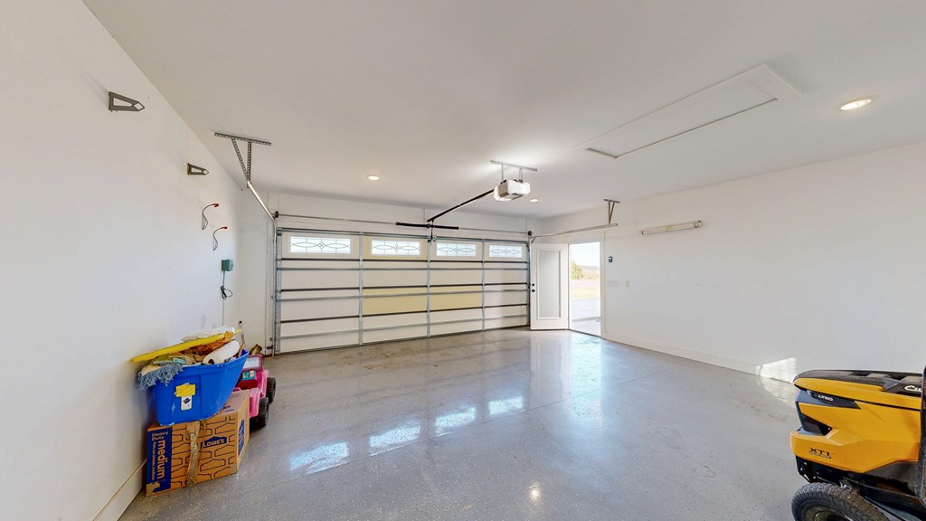 Newton, Alabama 36352, United States, 4 Bedrooms Bedrooms, ,4 BathroomsBathrooms,Residential,Active,243419