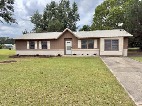 Homes For Sale - 109 Victoria Dr<br/> Headland, AL 36345