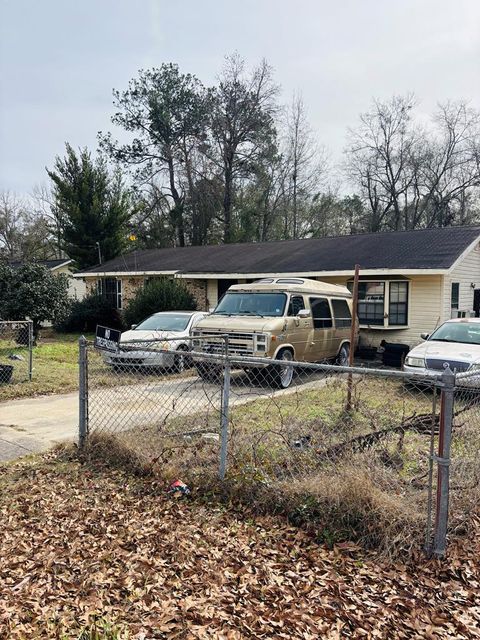 Homes For Sale - 204 NW Lincoln St<br/> Dothan, AL 36303