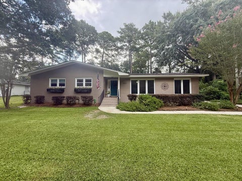 Homes For Sale - 512 Rosemont Dr<br/> Dothan, AL 36303