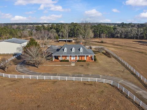 Homes For Sale - 1420 County Road 41<br/> Geneva County, Hartford, AL 36344
