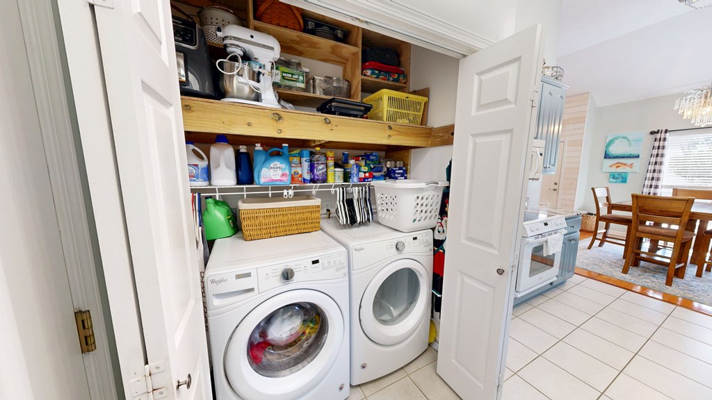 Dothan, Alabama 36301, United States, 3 Bedrooms Bedrooms, ,2 BathroomsBathrooms,Residential,Pending,137093