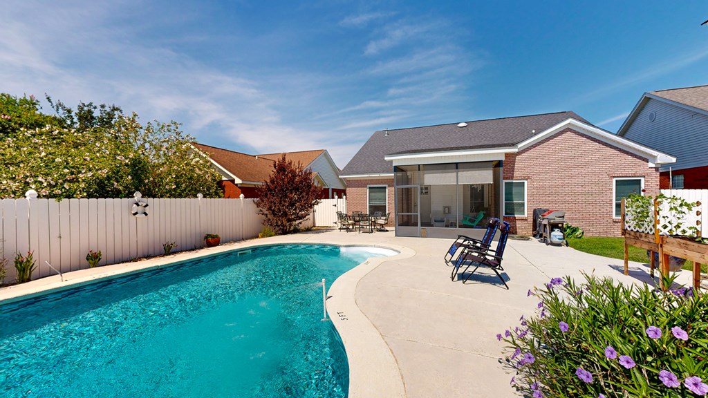 Dothan, Alabama 36301, United States, 3 Bedrooms Bedrooms, ,2 BathroomsBathrooms,Residential,Pending,137093