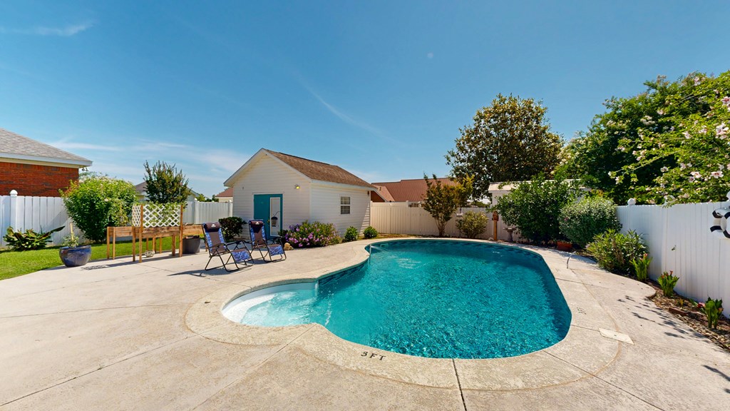 Dothan, Alabama 36301, United States, 3 Bedrooms Bedrooms, ,2 BathroomsBathrooms,Residential,Pending,137093