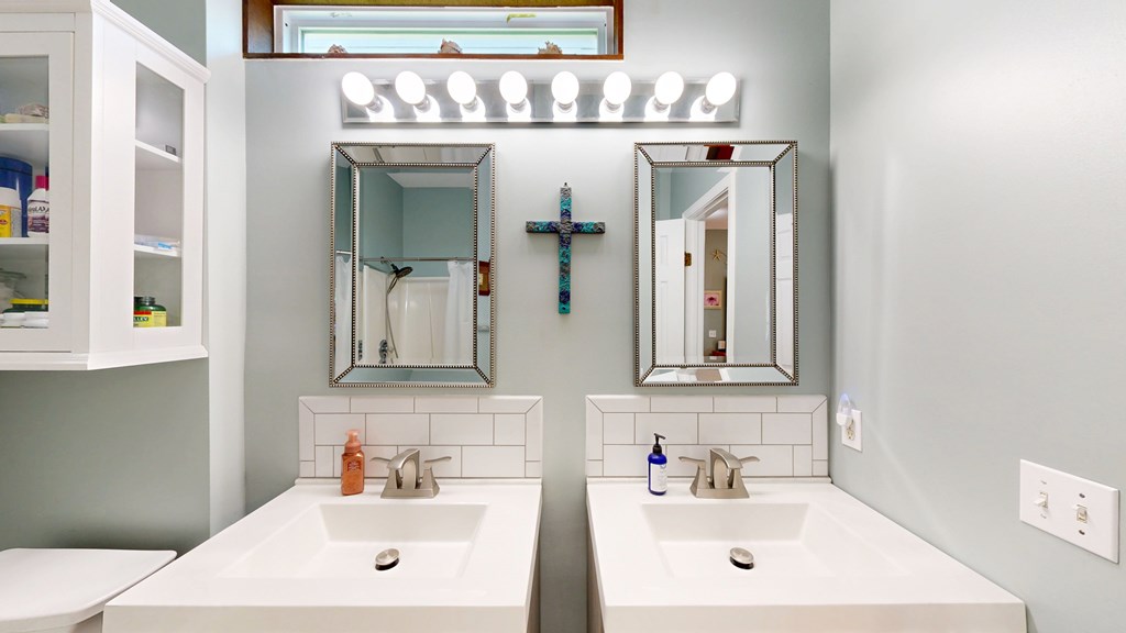 Dothan, Alabama 36301, United States, 3 Bedrooms Bedrooms, ,2 BathroomsBathrooms,Residential,Pending,137093