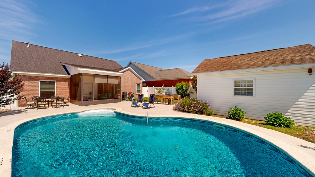 Dothan, Alabama 36301, United States, 3 Bedrooms Bedrooms, ,2 BathroomsBathrooms,Residential,Pending,137093