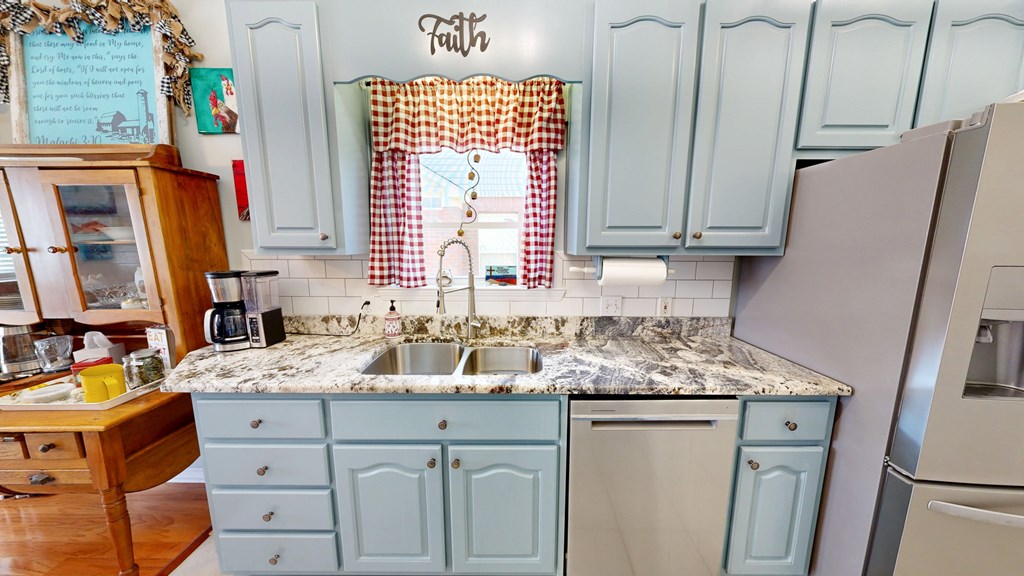 Dothan, Alabama 36301, United States, 3 Bedrooms Bedrooms, ,2 BathroomsBathrooms,Residential,Pending,137093