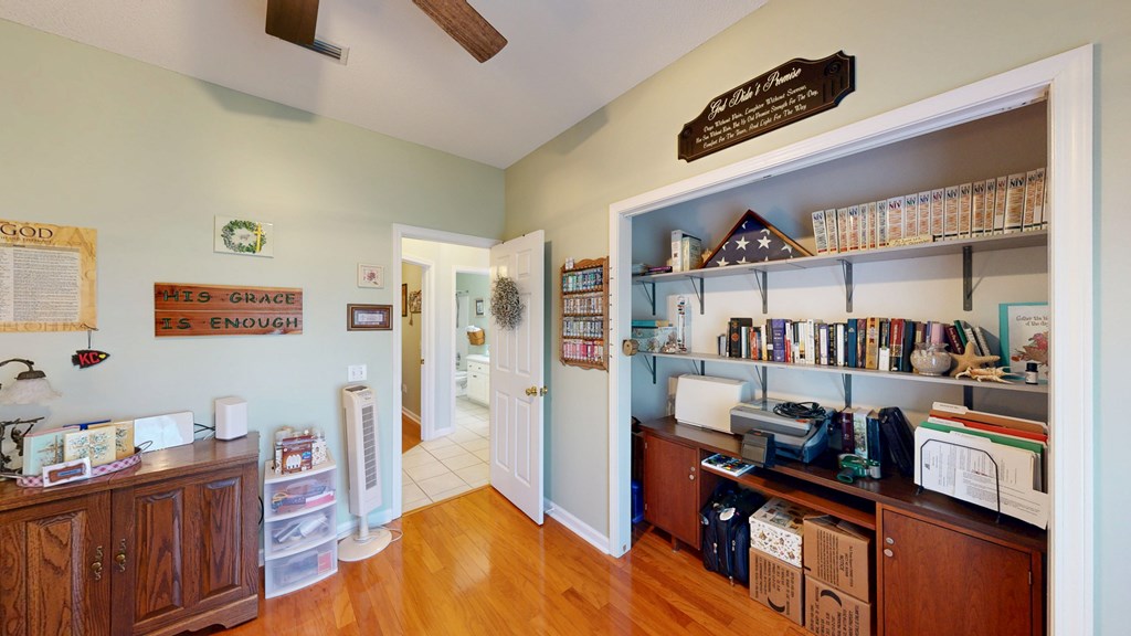 Dothan, Alabama 36301, United States, 3 Bedrooms Bedrooms, ,2 BathroomsBathrooms,Residential,Pending,137093