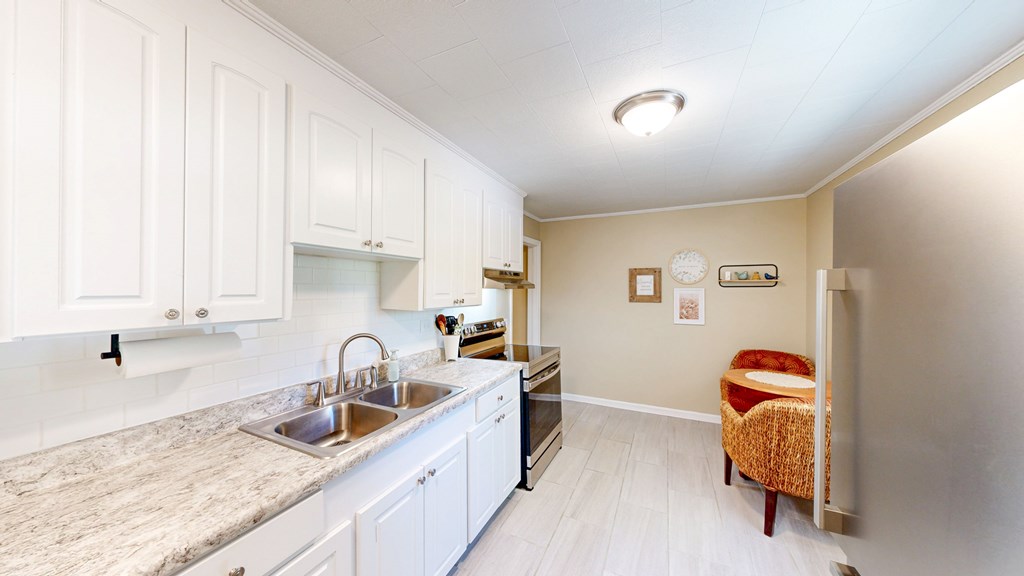 Dothan, Alabama 36301, United States, 2 Bedrooms Bedrooms, ,1 BathroomBathrooms,Residential,Pending,111162