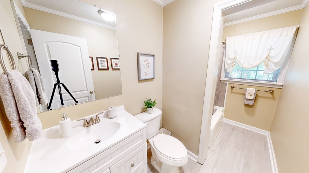 Dothan, Alabama 36301, United States, 2 Bedrooms Bedrooms, ,1 BathroomBathrooms,Residential,Pending,111162