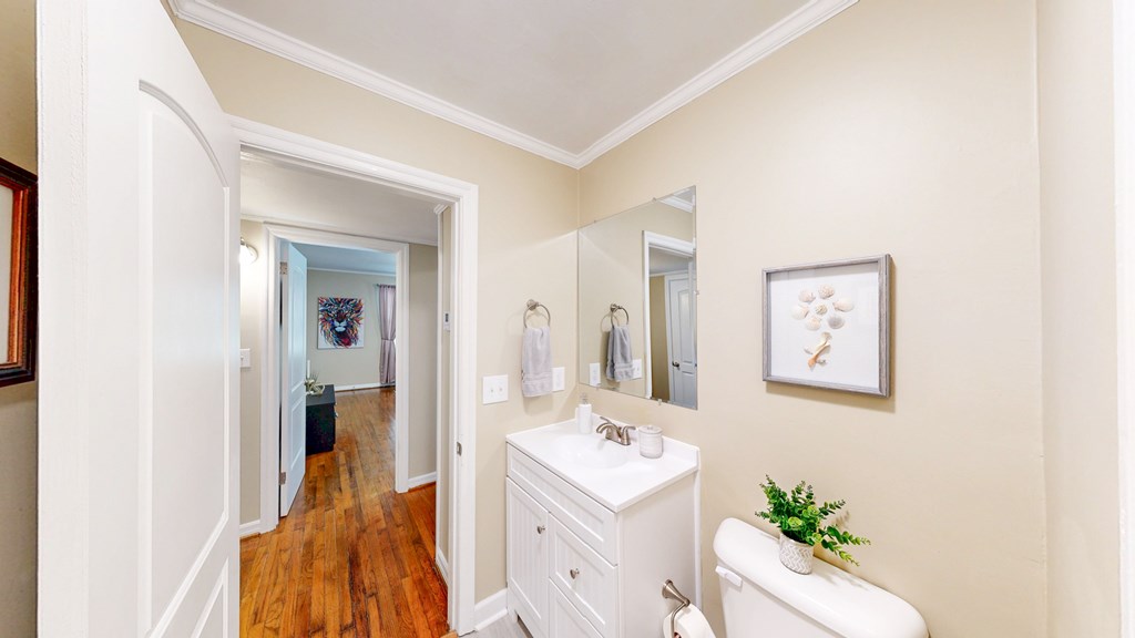 Dothan, Alabama 36301, United States, 2 Bedrooms Bedrooms, ,1 BathroomBathrooms,Residential,Pending,111162