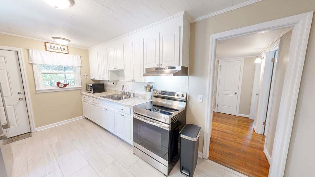 Dothan, Alabama 36301, United States, 2 Bedrooms Bedrooms, ,1 BathroomBathrooms,Residential,Pending,111162