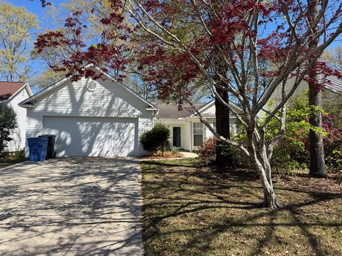 Homes For Sale - 211 Cumberland Dr<br/> Houston County, Dothan, AL 36301