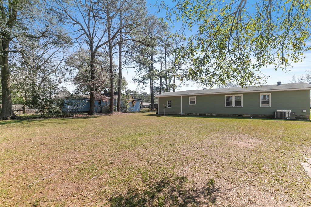 706 W Main Street, Hartford, Alabama image 3
