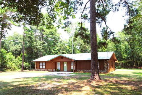 Homes For Sale - 782 1st Avenue<br/> Ashford, AL 36312
